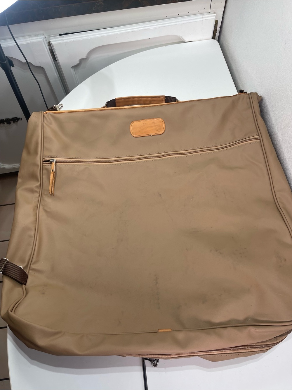 Jon Hart Hanging Garment Bag Leather Handle Bifold Zip Outer Pocket Travel